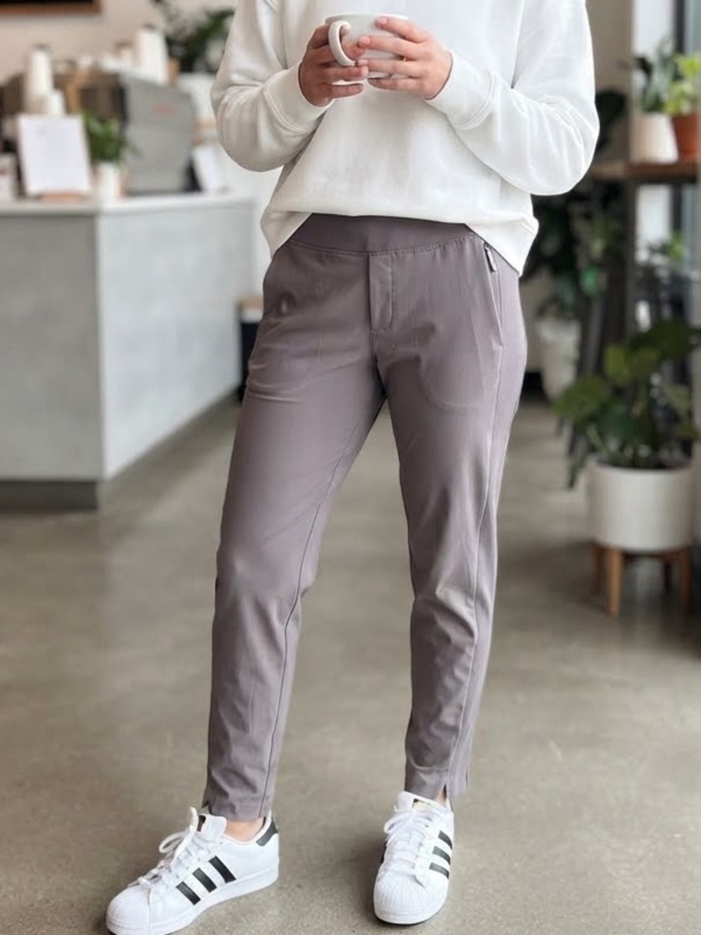 Athleta Gray/Light PlumTravel/Athleisure Activewear Pants – Size 10